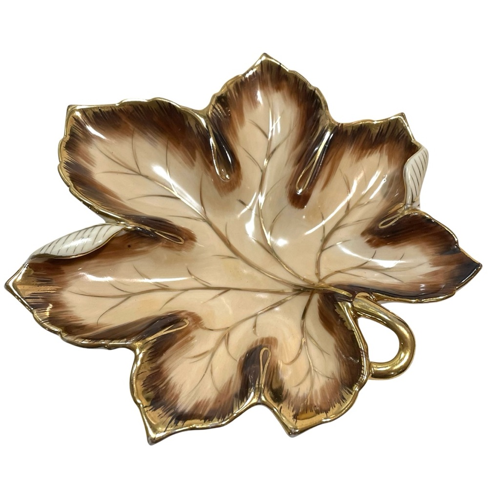 Vintage 1940s Kusumoto China Occupied Japan Porcelain Leaf Dish - Hand Painted